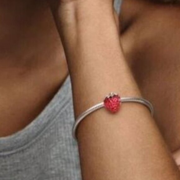Pandora Seeded Strawberry Fruit Charm - Picture 3 of 3
